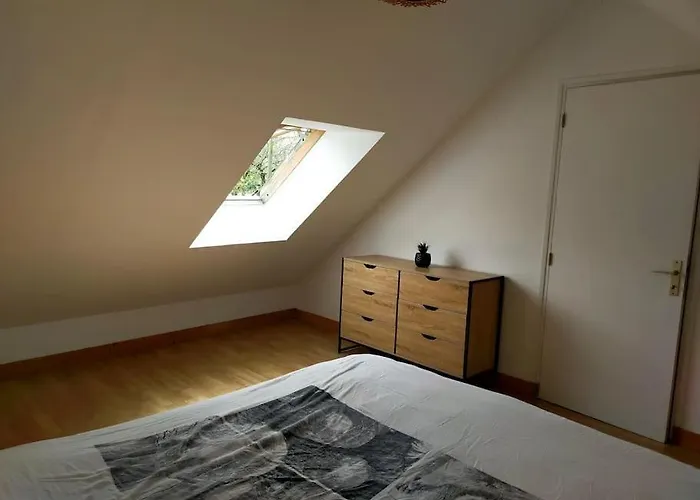 Holiday home Maison Au Calme Bord De Jullouville-les-Pins